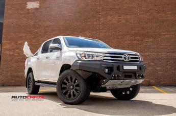 TOYOTA HILUX N80 4WD TACTIC MATTE BLACK